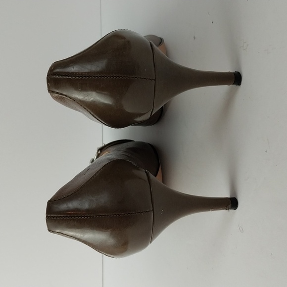 Circa Joan David Luxe High Heel Pumps - Picture 3 of 8
